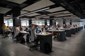Clear data flows for busy teams